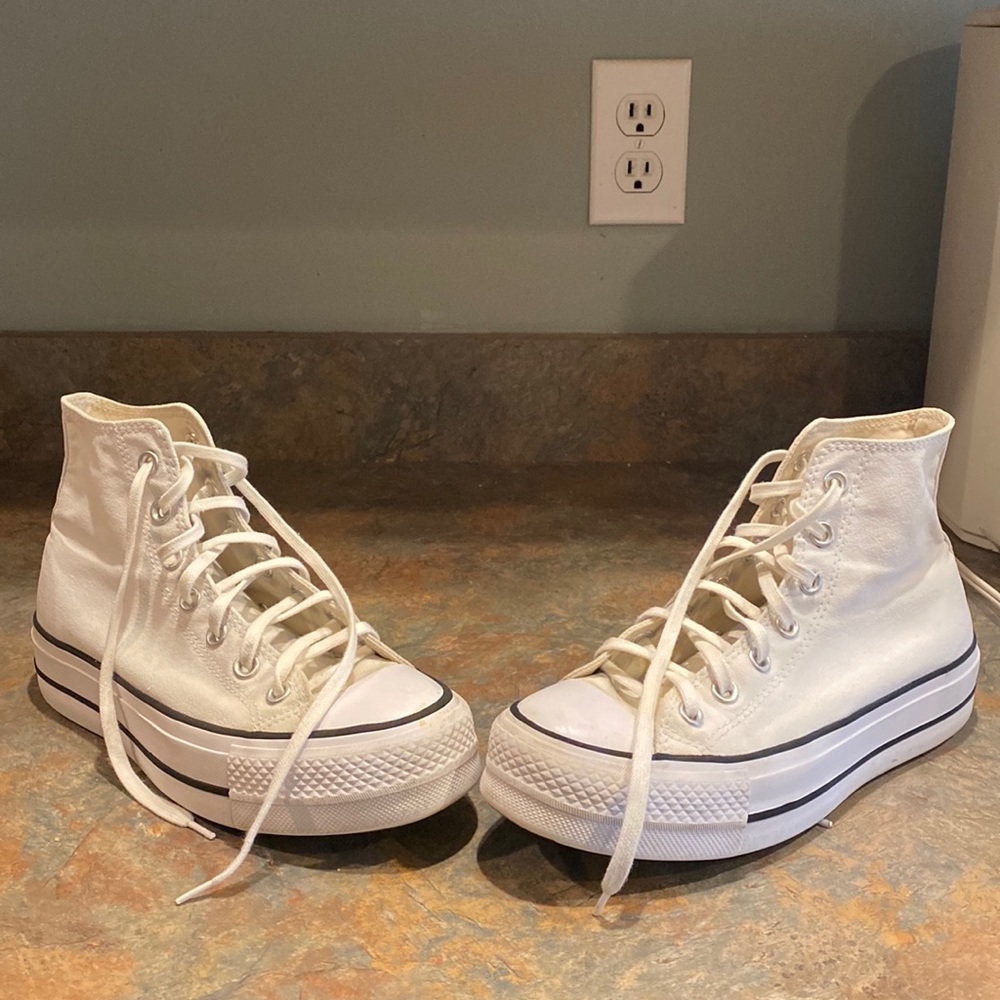 Women’s White Platform Converse